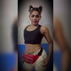 La cereza que todos quieren comerse y tener en su cama